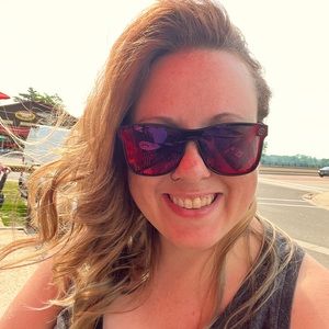 Meet your Posher, Samantha